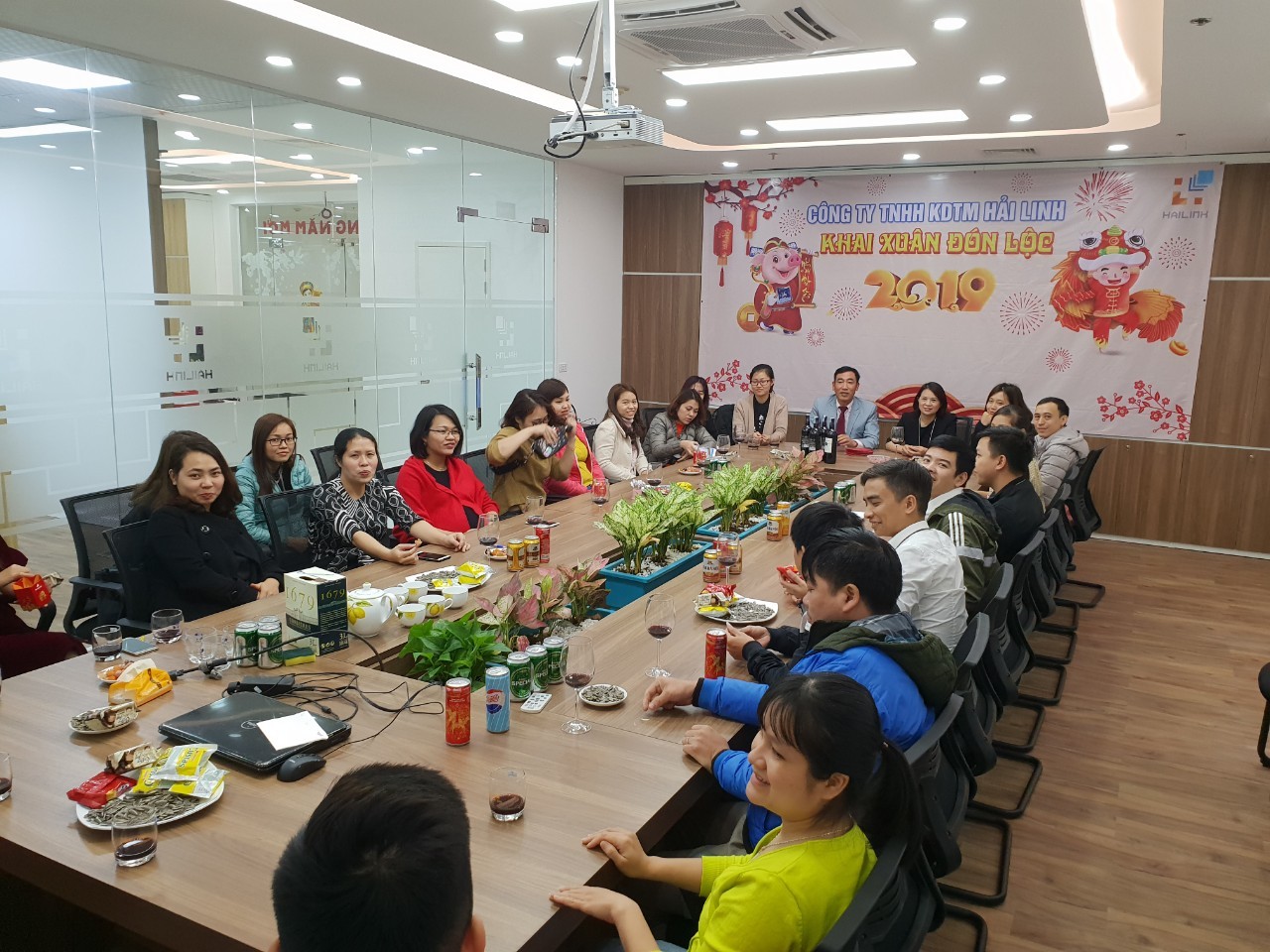 Không khí khai xuân năm 2019 tại công ty Hải Linh